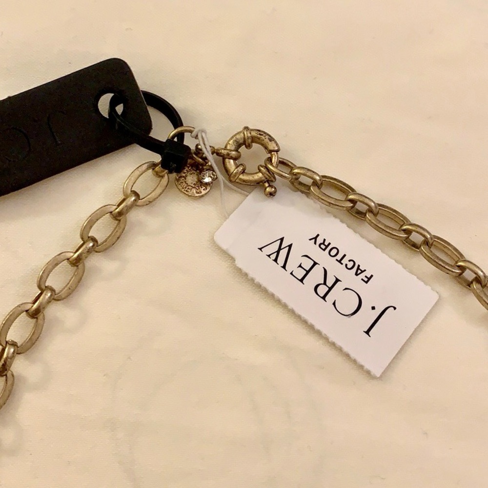 ❌SOLD❌ J.Crew Statement Necklace with Green Jewels - Picture 3 of 3